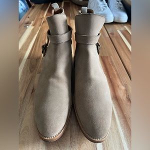 TAFT DYLAN Jodphur Boot. Size 9.